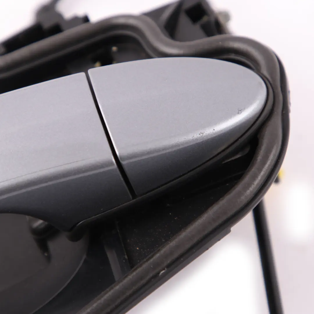 Complete Front Left Grab Handle N/S Silbergrau Silver Grey to BMW X3 Series E83 with Part number 3402592 BMW X3 Series E83 Complete Front Left Grab Handle N/S Silbergrau Silver Grey - SKU rhd-3402592-SBG1 - Part number 3402592