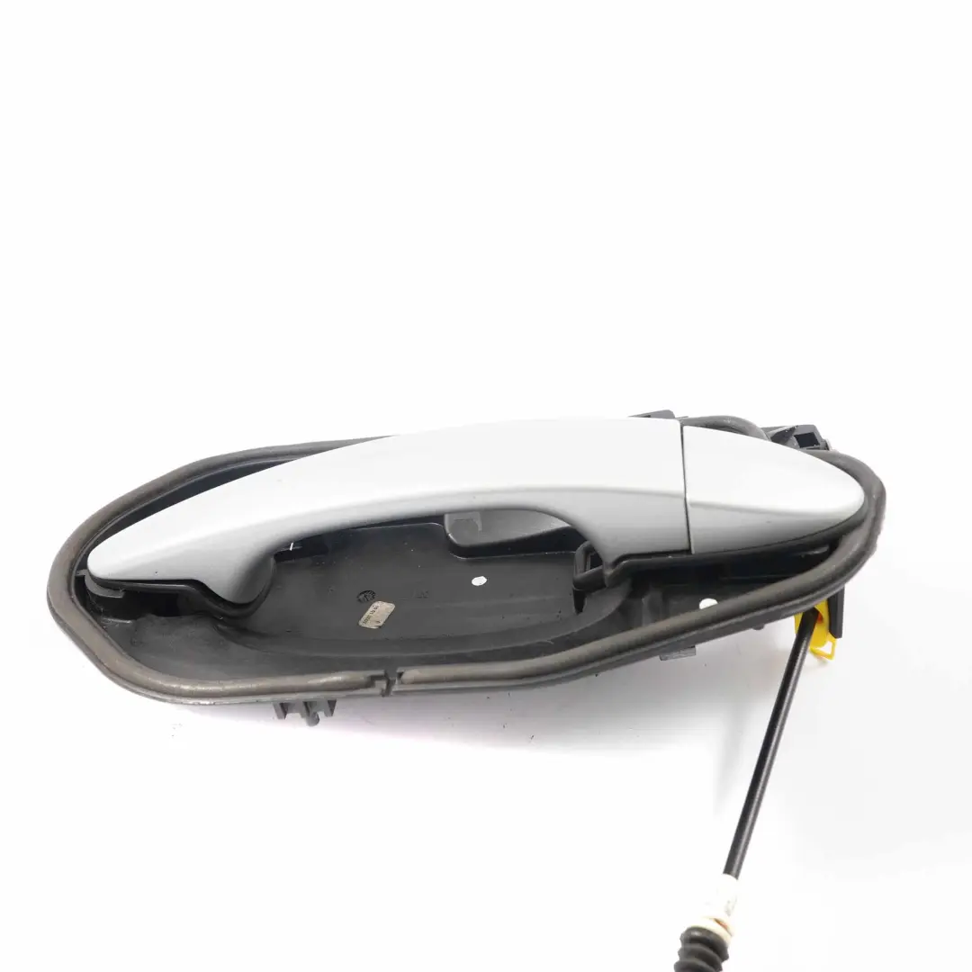 Grab Handle BMW X3 E83 Complete Front Left N/S Titansilber Titanium Silver 354 to with Part number 3402592 Grab Handle BMW X3 E83 Complete Front Left N/S Titansilber Titanium Silver 354 - SKU rhd-3402592-TS - Part number 3402592