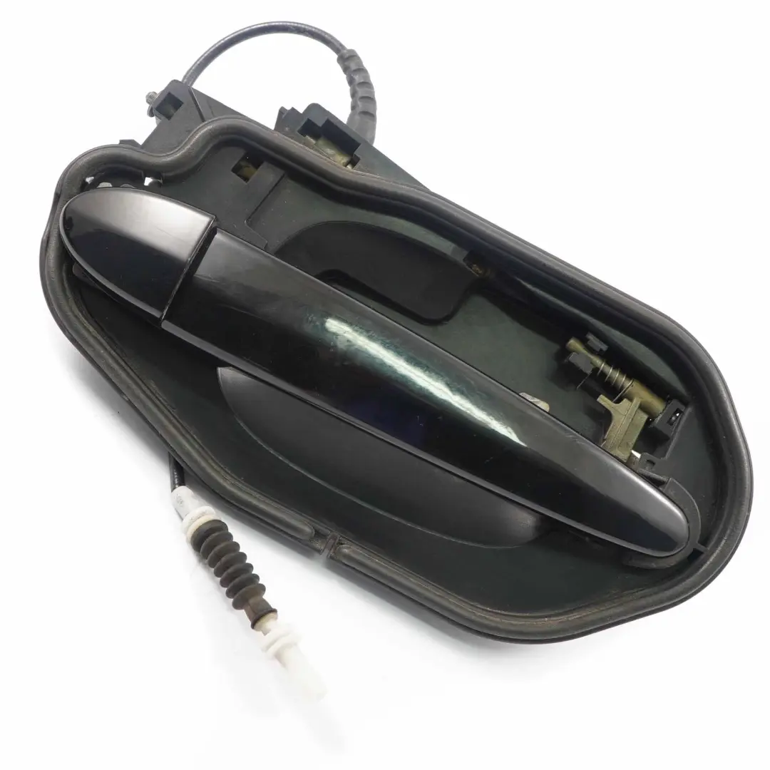 Poignee de maintien arriere droit complete Schwarz 2 Black 668 pour BMW Serie X3 E83 à propos du numéro de pièce 3402593 BMW Serie X3 E83 Poignee de maintien arriere droit complete Schwarz 2 Black 668 - SKU rhd-3402593-SCH - Numéro de pièce 3402593