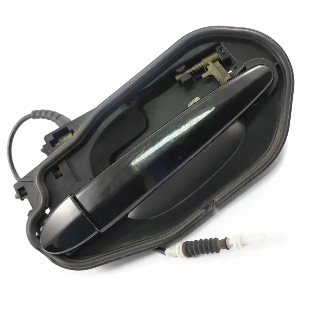 Poignee de maintien arriere droit complete Schwarz 2 Black 668 pour BMW Serie X3 E83 à propos du numéro de pièce 3402593 BMW Serie X3 E83 Poignee de maintien arriere droit complete Schwarz 2 Black 668 - SKU rhd-3402593-SCH - Numéro de pièce 3402593