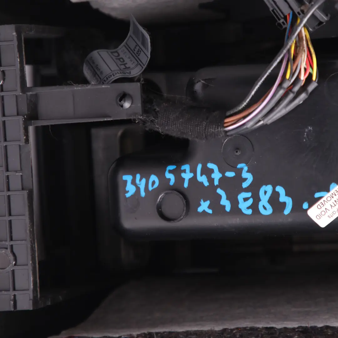 Arm Rest Centre Console Kit Armrest Black Imitation Leather to BMW X3 E83 with Part number 3405747 BMW X3 E83 Arm Rest Centre Console Kit Armrest Black Imitation Leather - SKU rhd-3405747-3 - Part number 3405747