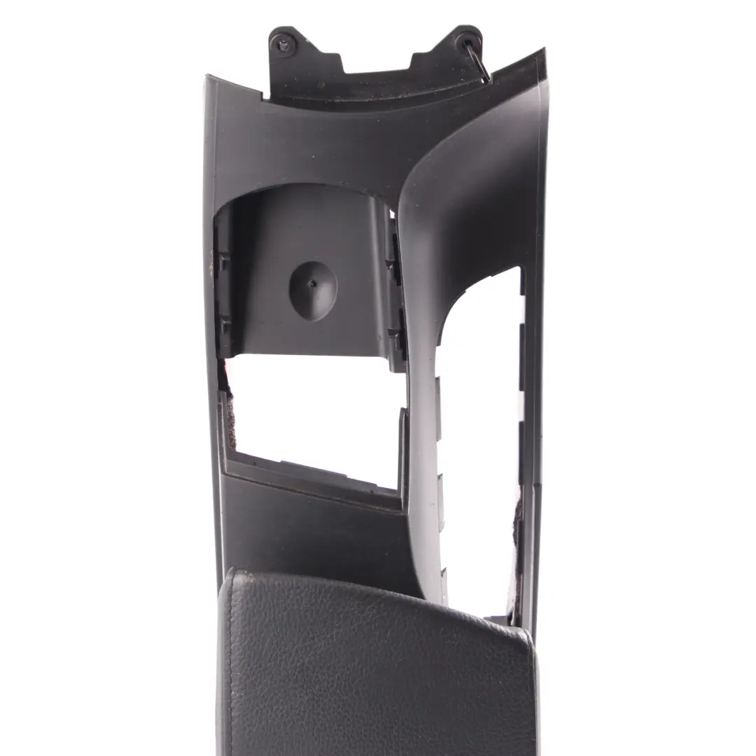 Centre Console Armrest Armrest Storage Tray Black Leather to BMW X3 E83 with Part number 3405747 BMW X3 E83 Centre Console Armrest Armrest Storage Tray Black Leather - SKU rhd-3405747 - Part number 3405747