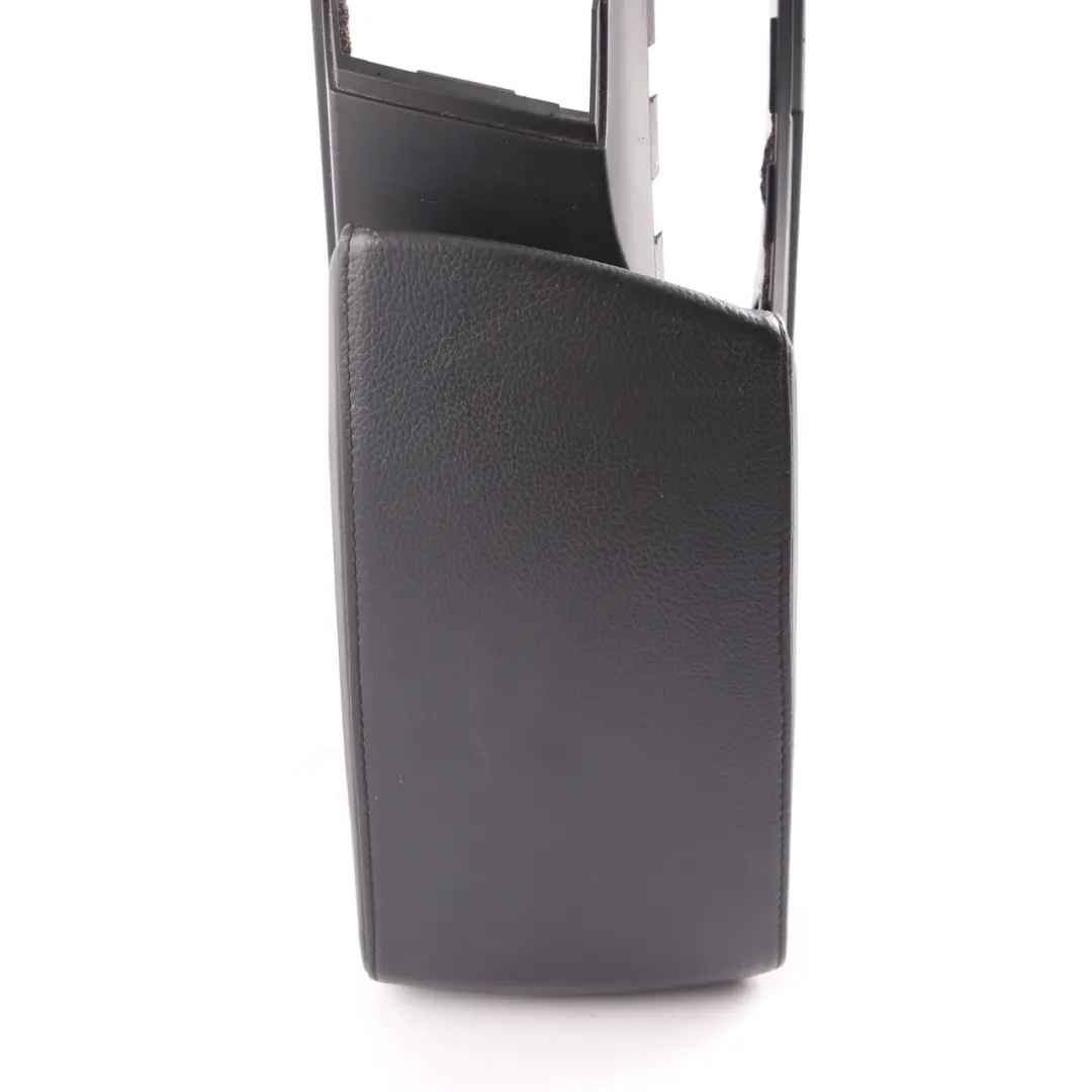 Centre Console Armrest Armrest Storage Tray Black Leather to BMW X3 E83 with Part number 3405747 BMW X3 E83 Centre Console Armrest Armrest Storage Tray Black Leather - SKU rhd-3405747 - Part number 3405747