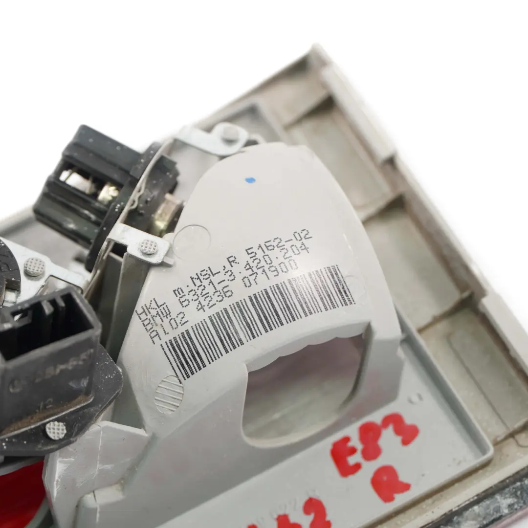 BMW E83 Derecho Luz Trasera en Tapa del Maletero Lampara 3420204 - SKU rhd-3418442 - Número de pieza 3414012