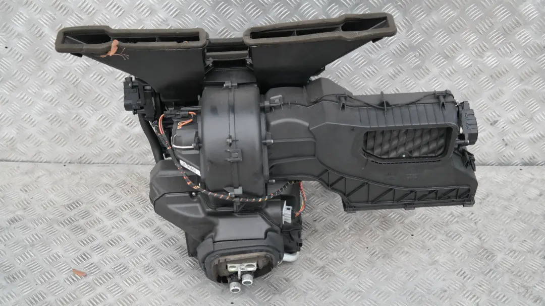 BMW MINI Cooper One R56 R57 R58 R59 HEATER BLOWER MATRIX BOX VALEO 3423705 - SKU rhd-3423705 - Part number 64113423705