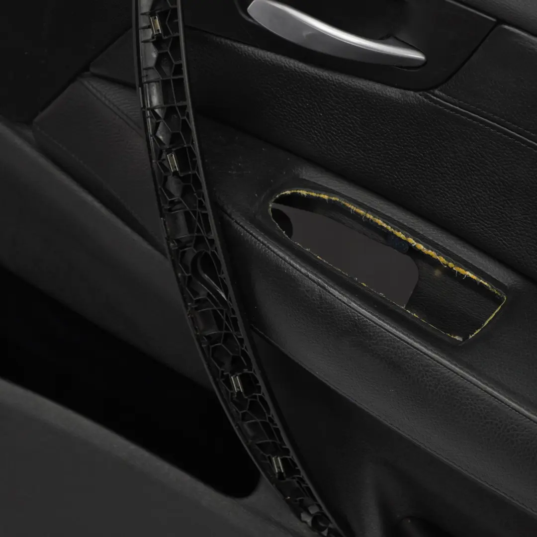 Front Right O/S Door Card Lining Leather Trim Black to BMW X3 Series E83 LCI with Part number 3439832 BMW X3 Series E83 LCI Front Right O/S Door Card Lining Leather Trim Black - SKU rhd-3439832 - Part number 3439832