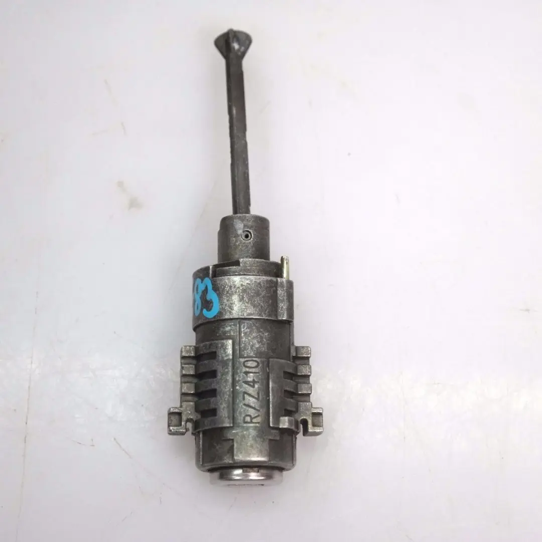 Catch Lock Cylinder Front Right O/S Handle to BMW X3 Series E83 with Part number 3449073 BMW X3 Series E83 Catch Lock Cylinder Front Right O/S Handle - SKU rhd-3449073 - Part number 3449073