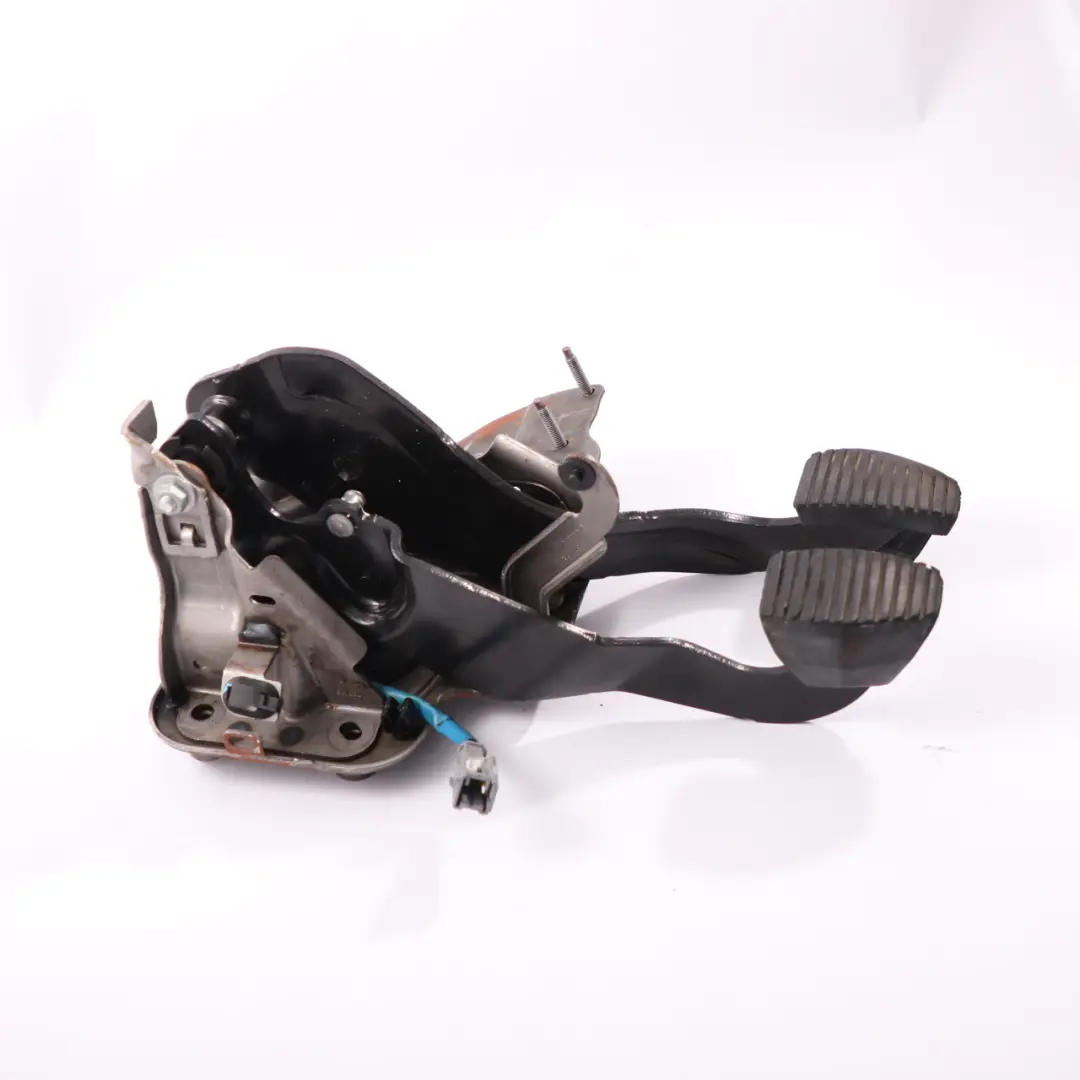 Citroen Berlingo Brake Clutch Pedal Assembly Box Manual Transmission to with Part number 4500FV Citroen Berlingo Brake Clutch Pedal Assembly Box Manual Transmission - SKU rhd-4500FV - Part number 4500FV