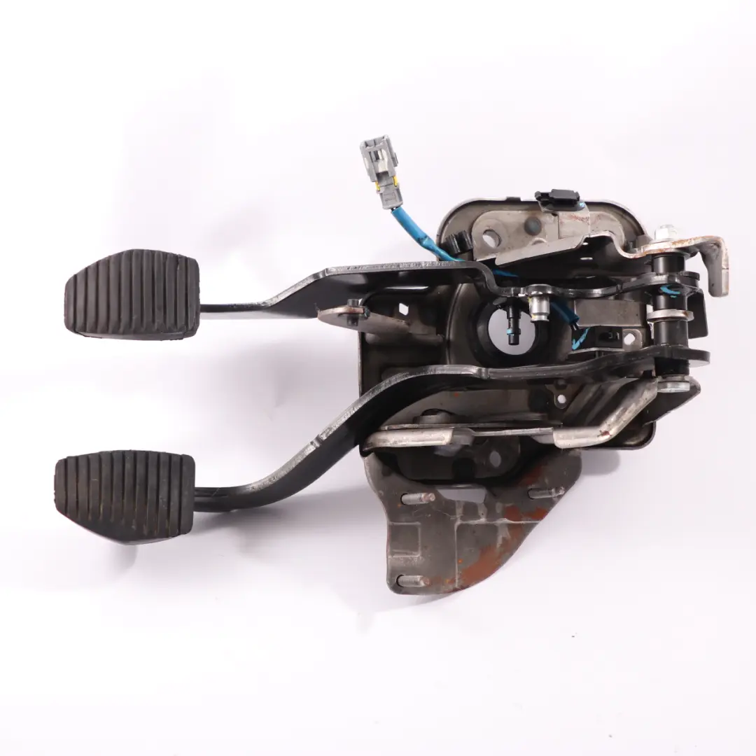 Citroen Berlingo Brake Clutch Pedal Assembly Box Manual Transmission to with Part number 4500FV Citroen Berlingo Brake Clutch Pedal Assembly Box Manual Transmission - SKU rhd-4500FV - Part number 4500FV
