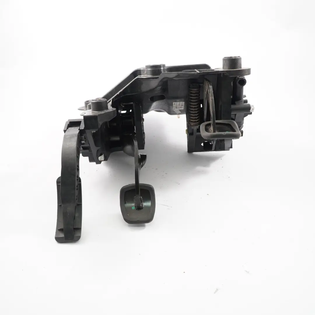 Brake Clutch Pedal Box Assembly to Renault Trafic III Vauxhall Vivaro B with Part number 465104286R Renault Trafic III Vauxhall Vivaro B Brake Clutch Pedal Box Assembly - SKU rhd-465104286R - Part number 465104286R