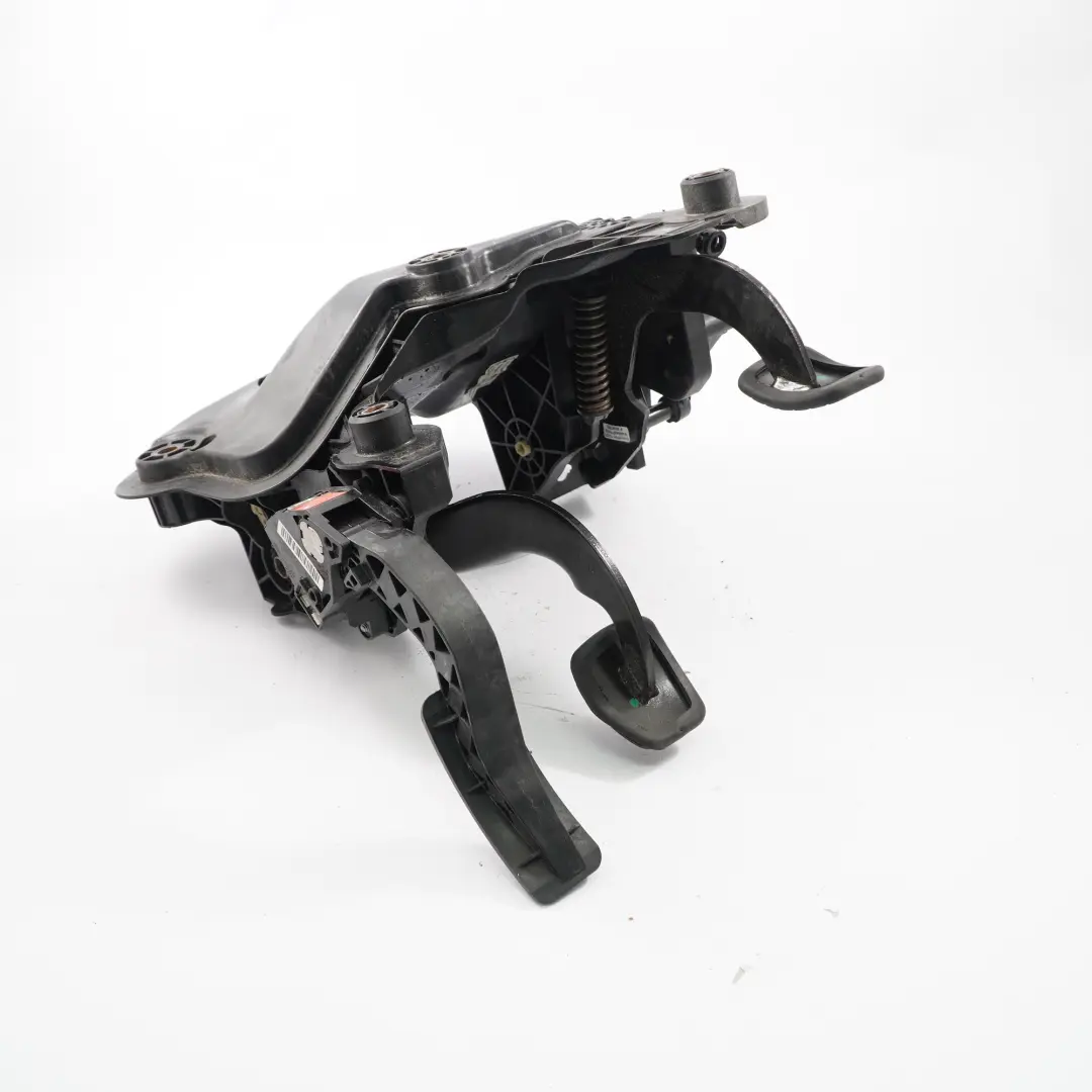 Brake Clutch Pedal Box Assembly to Renault Trafic III Vauxhall Vivaro B with Part number 465104286R Renault Trafic III Vauxhall Vivaro B Brake Clutch Pedal Box Assembly - SKU rhd-465104286R - Part number 465104286R