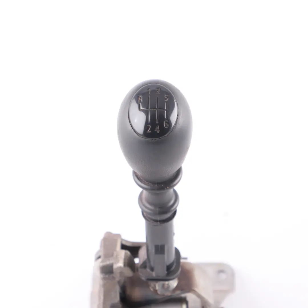 Lever Renault Trafic II Shift Selector Cover Knob 6-Speed Manual to Gear with Part number 4913921 Gear Lever Renault Trafic II Shift Selector Cover Knob 6-Speed Manual - SKU rhd-4913921 - Part number 4913921