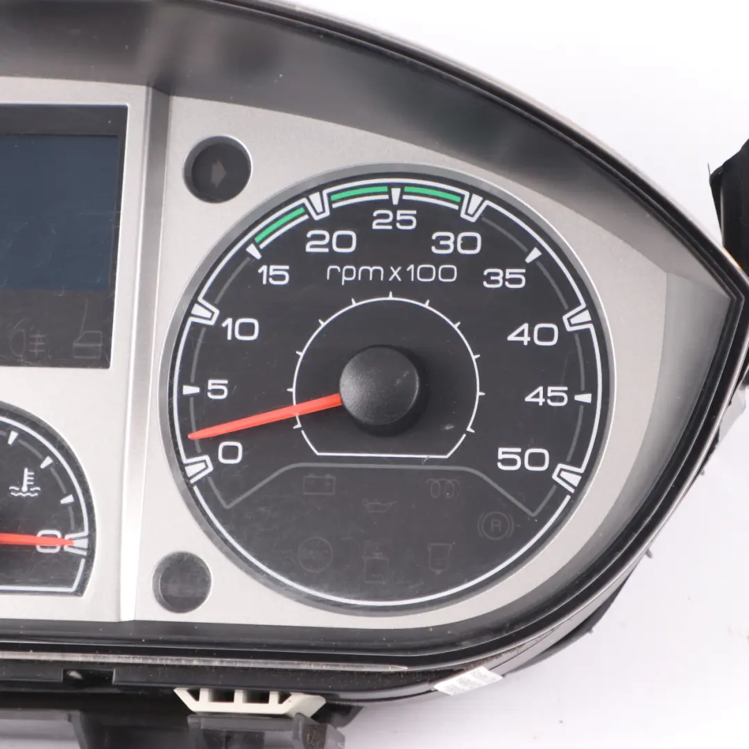 Instrument Cluster Speedo Clocks Meter Manual to Iveco Daily 3 Diesel with Part number 5801318881 Iveco Daily 3 Diesel Instrument Cluster Speedo Clocks Meter Manual - SKU rhd-5801318881 - Part number 5801318881
