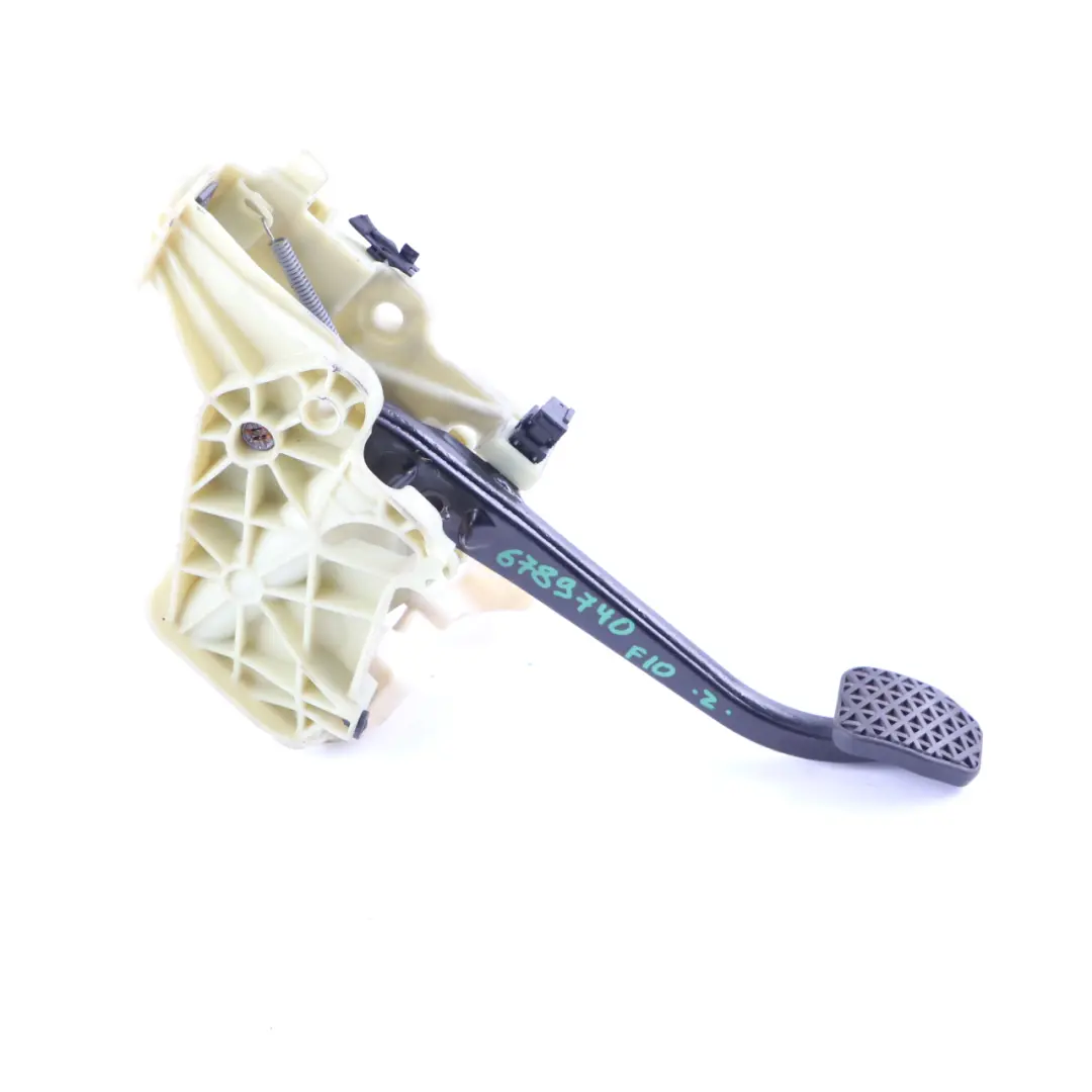 Brake Pedal BMW F10 M5 Foot Controls Brake Pedal Assembly Manual Gearbox 6789740 to with Part number 2284309 Brake Pedal BMW F10 M5 Foot Controls Brake Pedal Assembly Manual Gearbox 6789740 - SKU rhd-6789740 - Part number 2284309