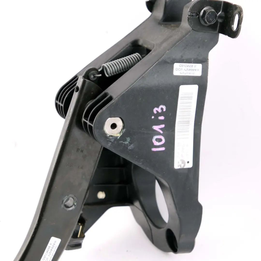 60Ah 94Ah Complete Foot Brake Pedal Assembly to BMW i3 I01 Hybrid Electric with Part number 6799926 BMW i3 I01 Hybrid Electric 60Ah 94Ah Complete Foot Brake Pedal Assembly - SKU rhd-6799926 - Part number 6799926