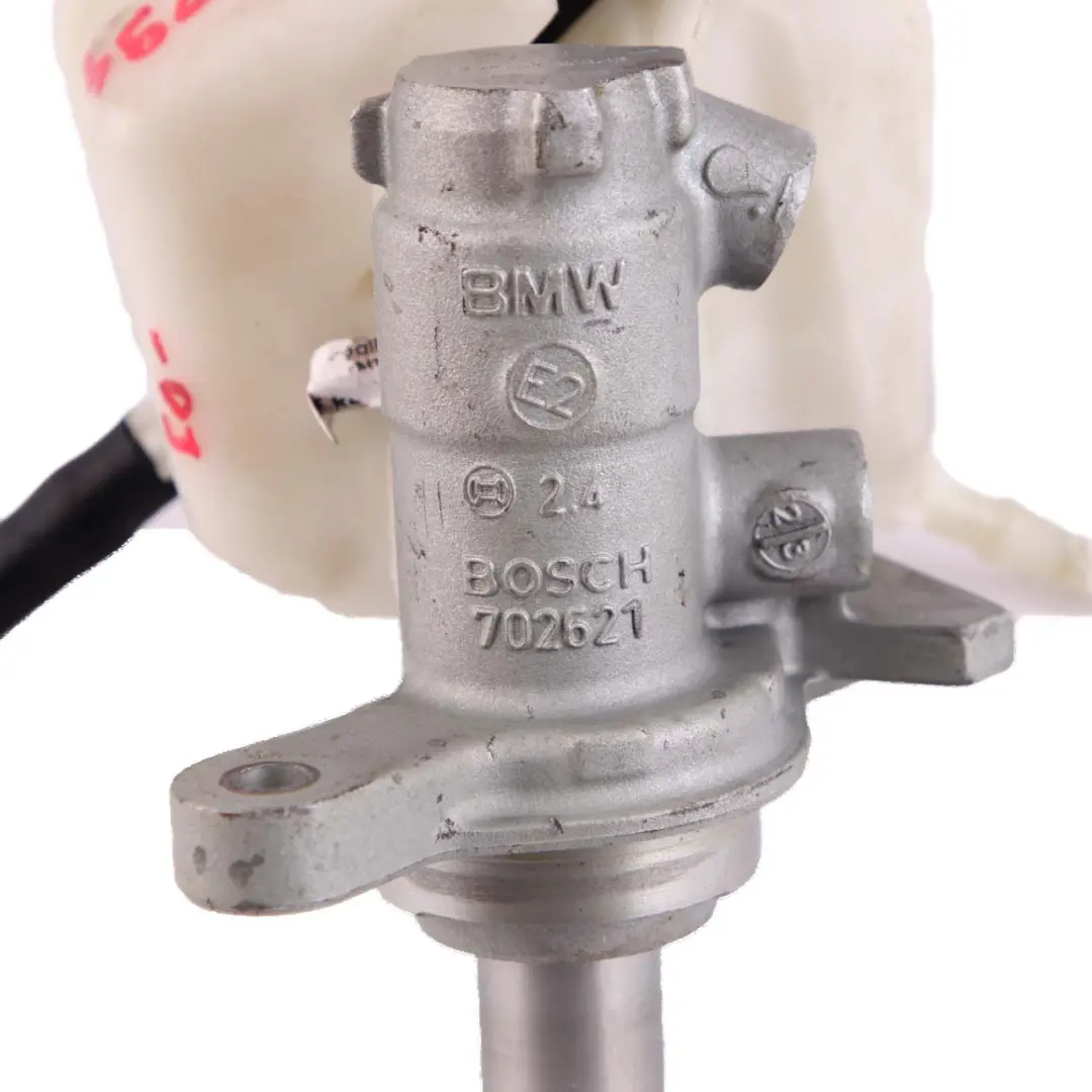 Brake Servo Master Cylinder Container Reservoir to BMW 1 3 4 Series F20 F30 F32 with Part number 6851094 BMW 1 3 4 Series F20 F30 F32 Brake Servo Master Cylinder Container Reservoir - SKU rhd-6851094 - Part number 6851094