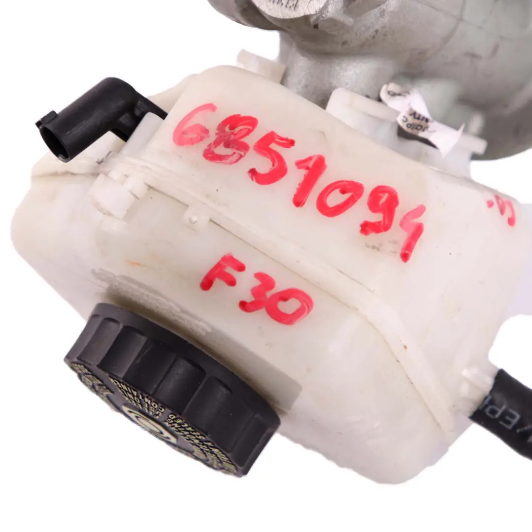 Brake Servo Master Cylinder Container Reservoir to BMW 1 3 4 Series F20 F30 F32 with Part number 6851094 BMW 1 3 4 Series F20 F30 F32 Brake Servo Master Cylinder Container Reservoir - SKU rhd-6851094 - Part number 6851094