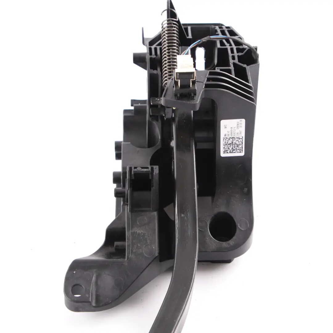 Brake Clutch Support Pedal Assembly Unit to BMW F40 F45 with Part number 6860677 BMW F40 F45 Brake Clutch Support Pedal Assembly Unit - SKU rhd-6860677 - Part number 6860677