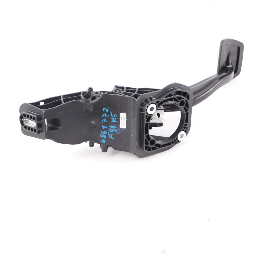 Brake Pedal Assembly to BMW G30 G31 G11 X3 G01 X4 G02 Automatic with Part number 6861772 BMW G30 G31 G11 X3 G01 X4 G02 Automatic Brake Pedal Assembly - SKU rhd-6861772 - Part number 6861772
