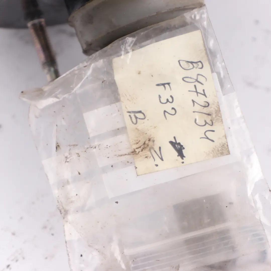 Brake Servo BMW F32 Brake Booster Master Cylinder Reservoir to with Part number 6872134 Brake Servo BMW F32 Brake Booster Master Cylinder Reservoir - SKU rhd-6872134 - Part number 6872134