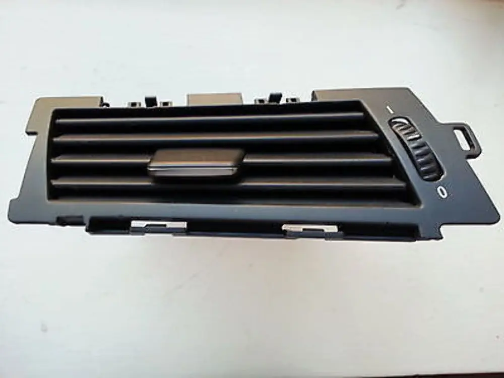 BMW 5 SERIES E60 E61 Passenger side dashboard fresh air grille vent left 6910731