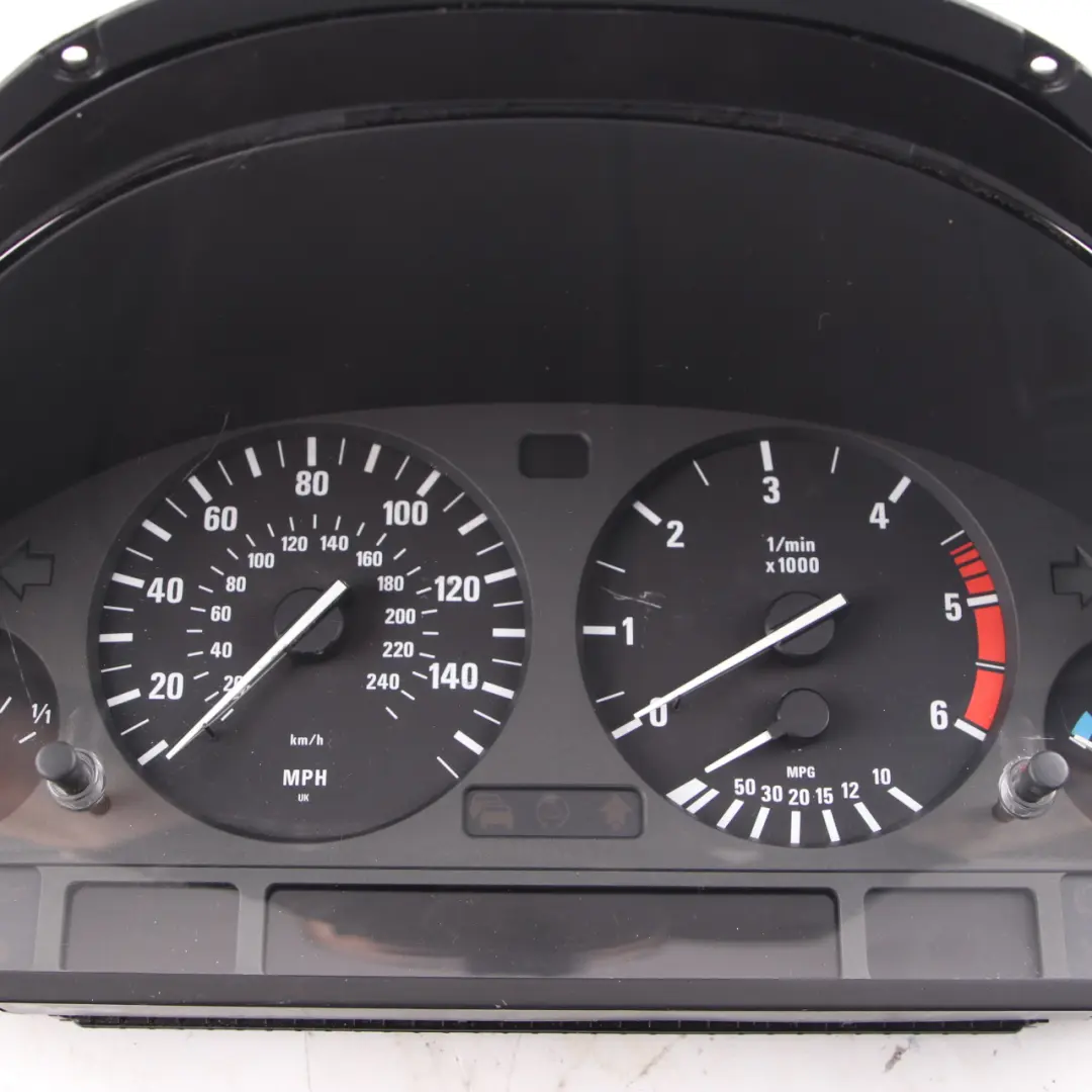 Instrument Cluster Speedo Clocks Meter Automatic to BMW X5 E53 Diesel with Part number 6914904 BMW X5 E53 Diesel Instrument Cluster Speedo Clocks Meter Automatic - SKU rhd-6914904-2 - Part number 6914904