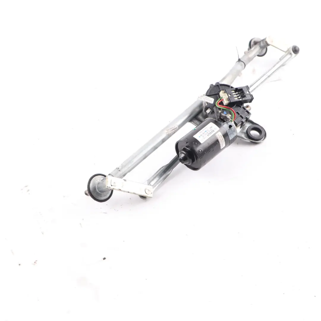Windscreen Wiper Linkage Mechanism With Motor 6921349 7052196 to BMW E46 with Part number 7071694 BMW E46 Windscreen Wiper Linkage Mechanism With Motor 6921349 7052196 - SKU RHD-6921349 - Part number 7071694