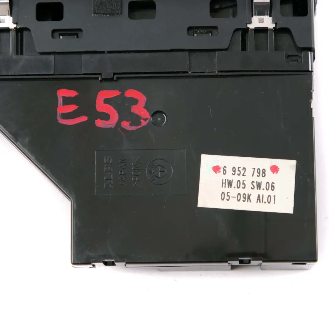 Driver Door Window Lifter Control Switch Unit to BMW X5 Series E53 with Part number 6925698 BMW X5 Series E53 Driver Door Window Lifter Control Switch Unit - SKU rhd-6925698 - Part number 6925698