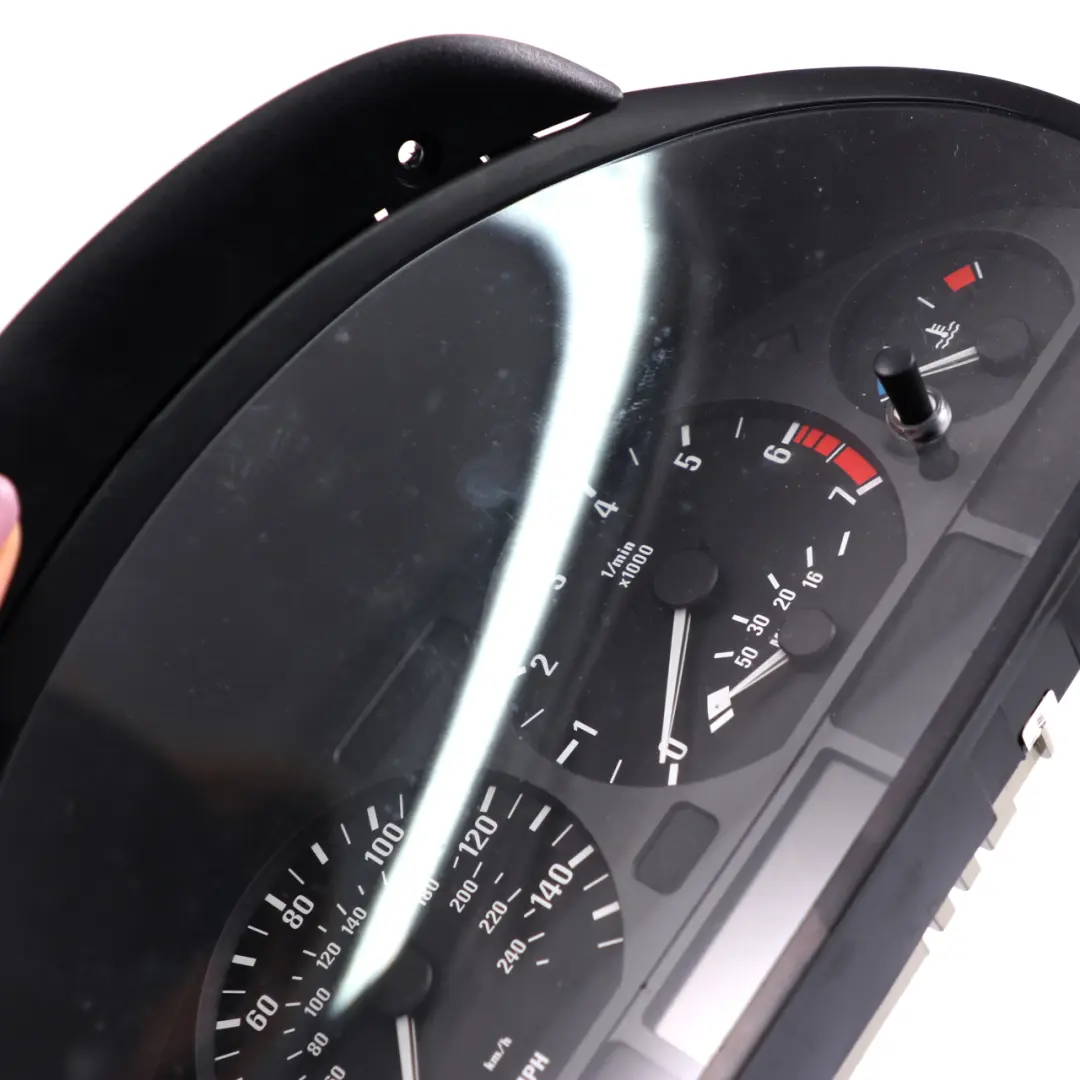 Instrument Cluster Speedo Clocks Unit Manual to BMW 3 Series E46 Petrol with Part number 6931247 BMW 3 Series E46 Petrol Instrument Cluster Speedo Clocks Unit Manual - SKU rhd-6931247 - Part number 6931247