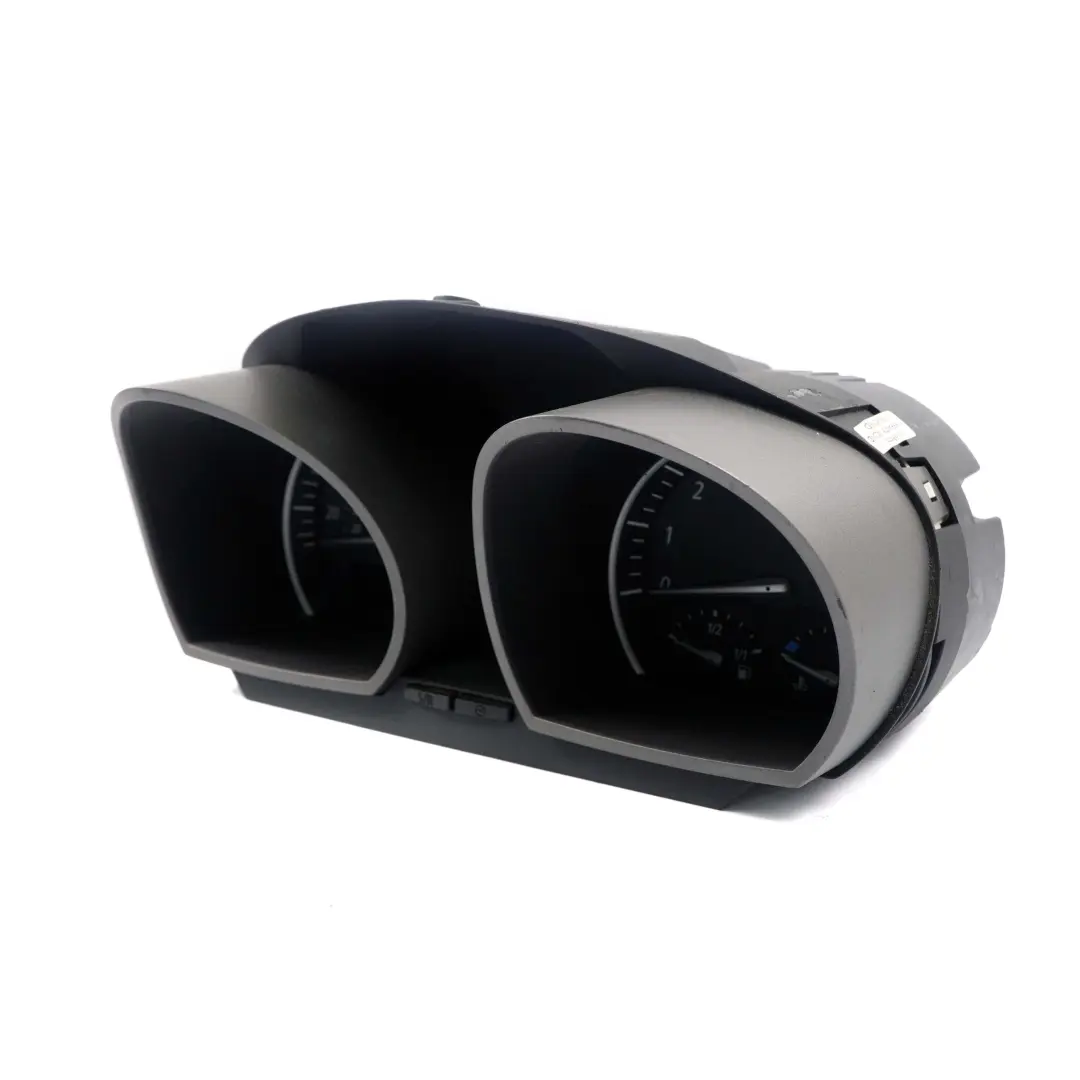 BMW Z4 E85 Petrol Instrument Cluster Speedo Clocks Automatic 87K Miles - SKU rhd-6933582 - Part number 6933582