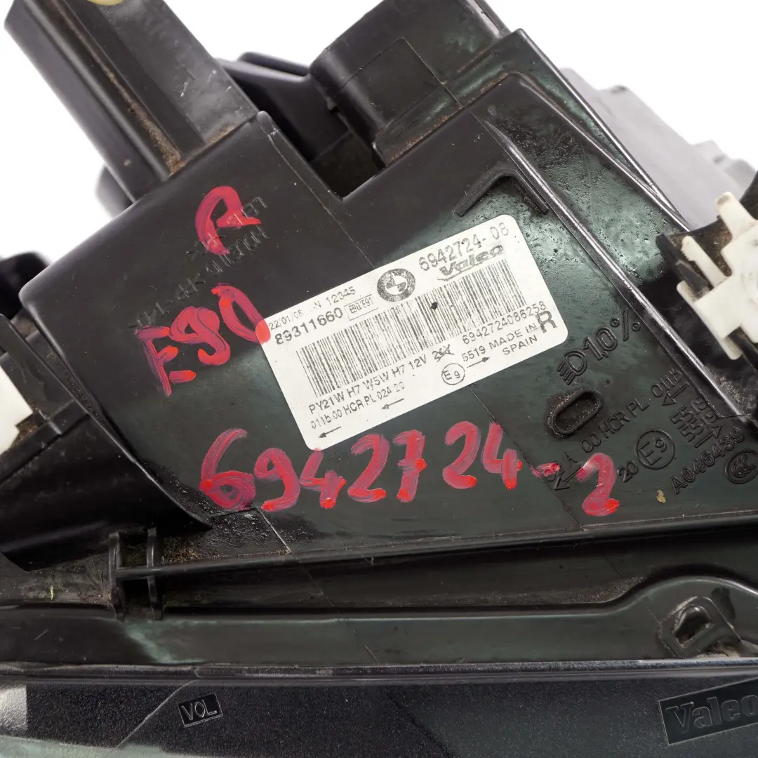 Headlight Lamp Front Right O/S Driver Side VALEO to BMW 3 Series E90 E91 with Part number 6942724 BMW 3 Series E90 E91 Headlight Lamp Front Right O/S Driver Side VALEO - SKU rhd-6942724-2 - Part number 6942724