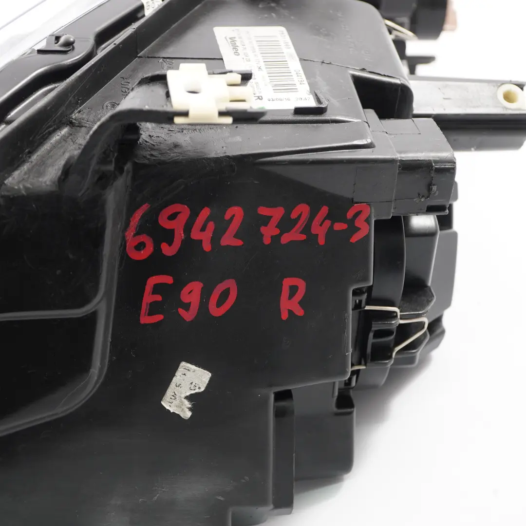 Headlight Lamp Front Right Driver Side O/S VALEO to BMW 3 Series E90 E91 with Part number 6942724 BMW 3 Series E90 E91 Headlight Lamp Front Right Driver Side O/S VALEO - SKU rhd-6942724-3 - Part number 6942724