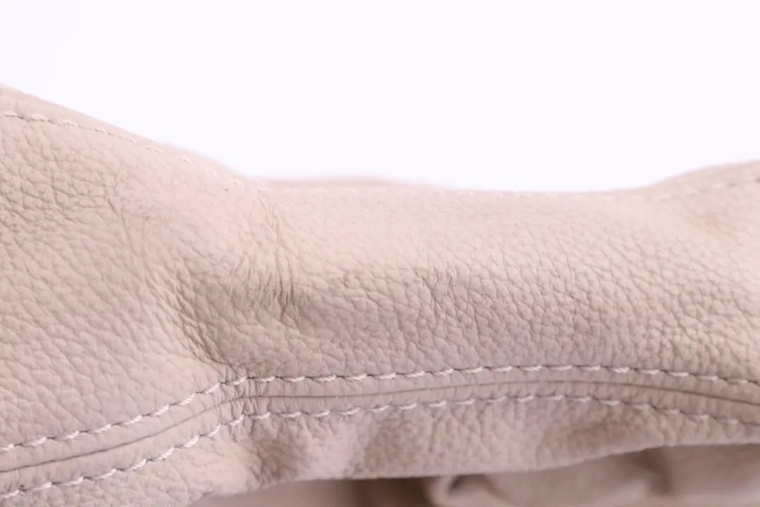 Leather Handbreak Handle Lever Cover Cremebeige to BMW 3 Series E90 E91 E92 E93 with Part number 6951562 BMW 3 Series E90 E91 E92 E93 Leather Handbreak Handle Lever Cover Cremebeige - SKU rhd-6951562 - Part number 6951562