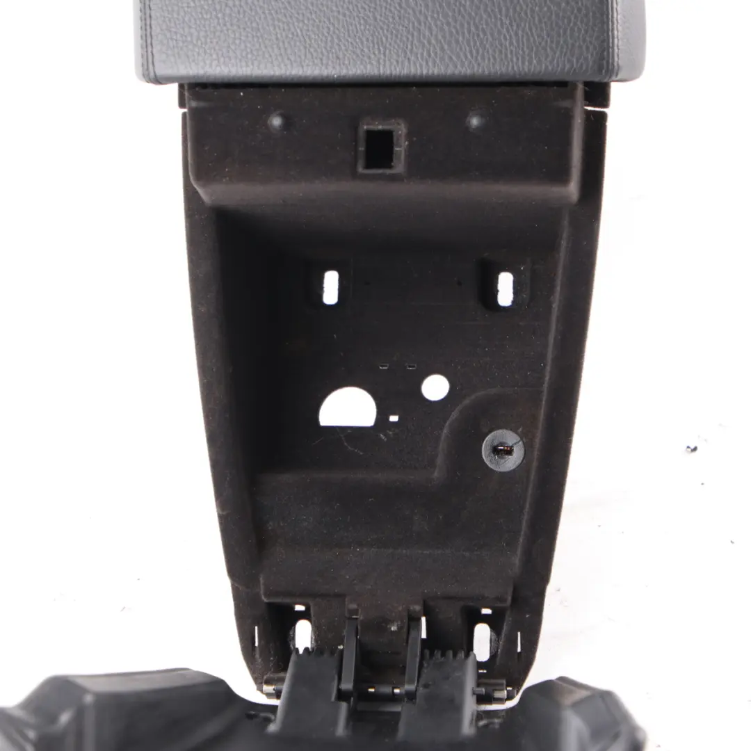 Centre Console Armrest Storage Box Leather Black to BMW 6 Series E63 E64 with Part number 6960426 BMW 6 Series E63 E64 Centre Console Armrest Storage Box Leather Black - SKU rhd-6960426 - Part number 6960426