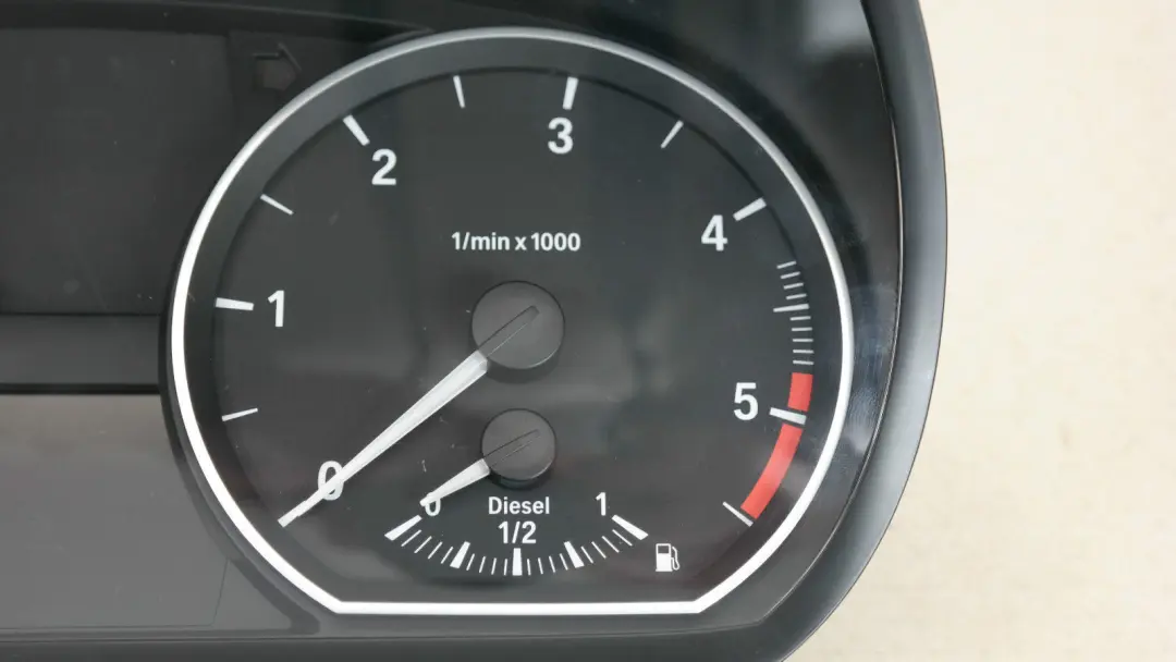 Instrument Cluster Speedo Clocks Meter 6961478 to BMW 1 Series E81 E87 E88 Diesel with Part number 9141476 BMW 1 Series E81 E87 E88 Diesel Instrument Cluster Speedo Clocks Meter 6961478 - SKU rhd-6961478 - Part number 9141476