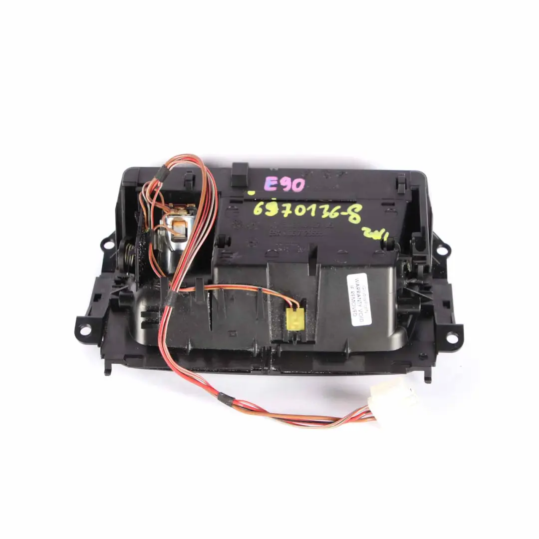 Ashtray Centre Console Ash Tray Titan 90 Silver to BMW E90 E91 with Part number 6970136 BMW E90 E91 Ashtray Centre Console Ash Tray Titan 90 Silver - SKU rhd-6970136-8 - Part number 6970136