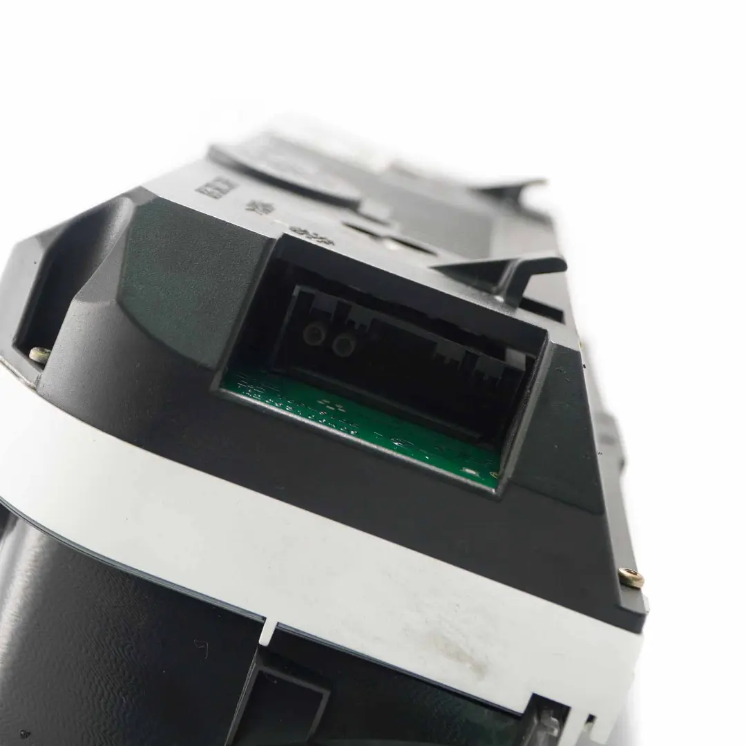 Instrument Cluster Speedometer Automatic Diesel to BMW E65 E66 with Part number 6972091 BMW E65 E66 Instrument Cluster Speedometer Automatic Diesel - SKU rhd-6972091 - Part number 6972091