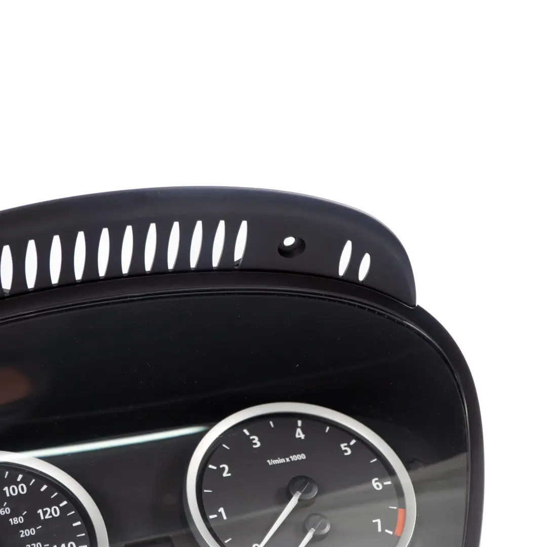 Instrument Cluster BMW E60 E61 LCI Petrol Engine Speedo Clocks Manual to with Part number 6974569 Instrument Cluster BMW E60 E61 LCI Petrol Engine Speedo Clocks Manual - SKU rhd-6974569 - Part number 6974569