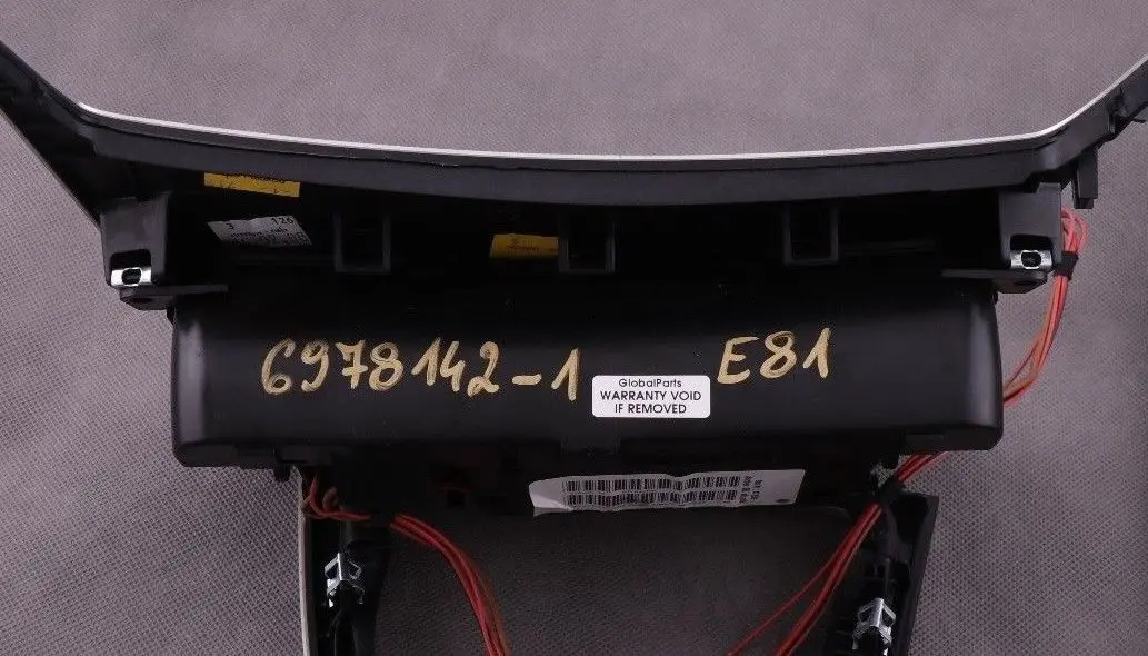 BMW 1 Series E81 E82 E88 Ashtray Interior Trim Set Dash Dashboard Akzentschliff - SKU rhd-6978142-1 - Part number 6978142