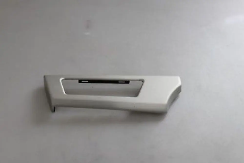 Dashboard Aluminium Right O/S to BMW 3 Series E90 E91 E92 E93 Cover with Part number 6982456 BMW 3 Series E90 E91 E92 E93 Cover Dashboard Aluminium Right O/S - SKU rhd-6982456-2 - Part number 6982456