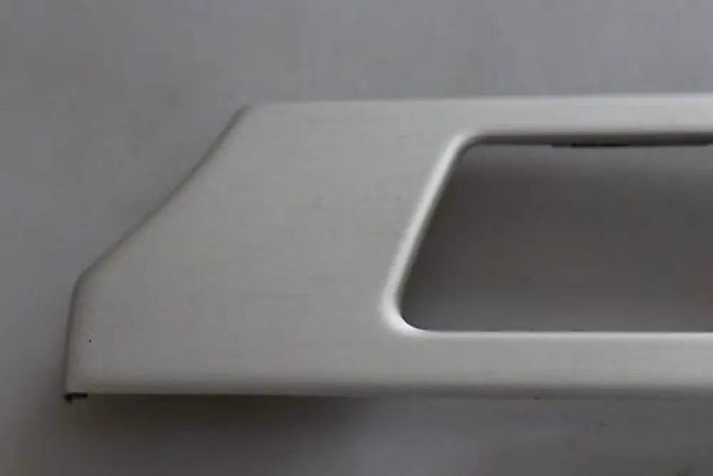 Dashboard Aluminium Right O/S to BMW 3 Series E90 E91 E92 E93 Cover with Part number 6982456 BMW 3 Series E90 E91 E92 E93 Cover Dashboard Aluminium Right O/S - SKU rhd-6982456-2 - Part number 6982456