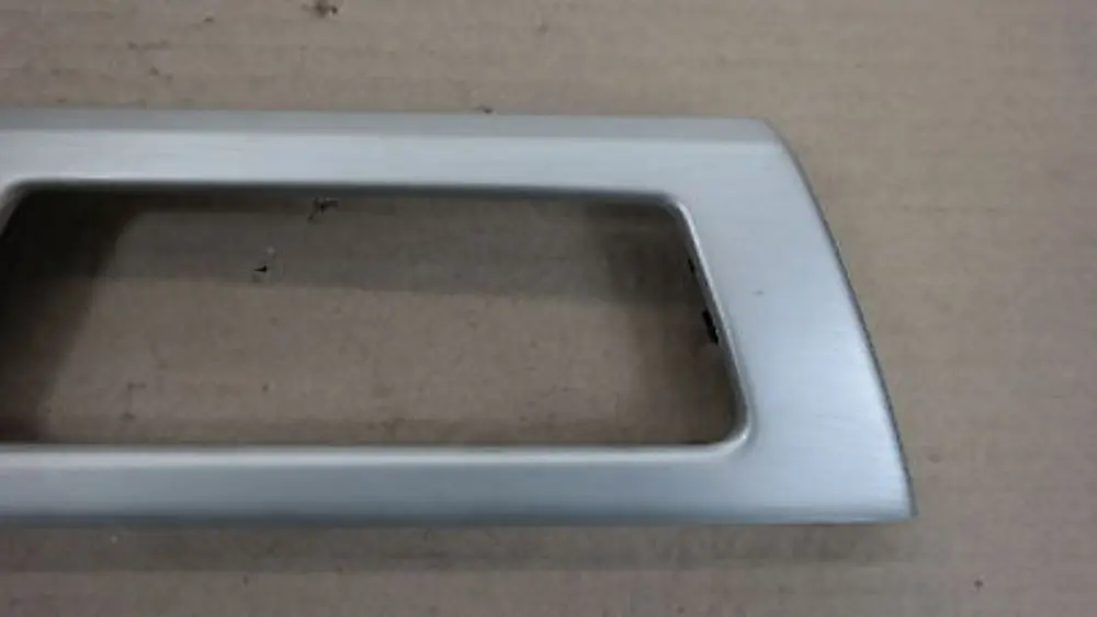 Dashboard Aluminium Right O/S to BMW 3 Series 4 E90 E91 E92 E93 Cover with Part number 6982456 BMW 3 Series 4 E90 E91 E92 E93 Cover Dashboard Aluminium Right O/S - SKU rhd-6982456-4 - Part number 6982456