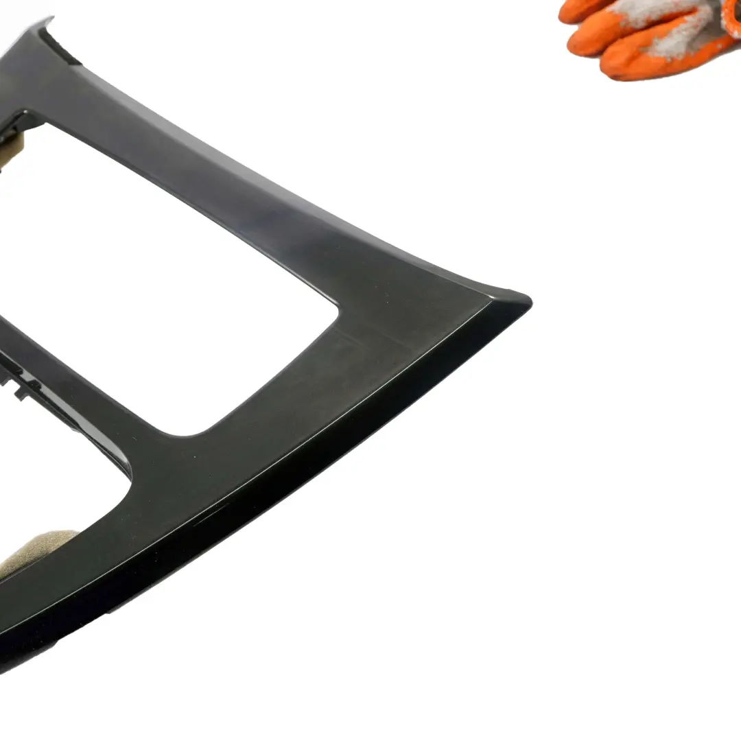 Centre Console Cover Ashtray Trim Diamant Diamond Black to BMW 3 Series 1 E90 E92 with Part number 6982642 BMW 3 Series 1 E90 E92 Centre Console Cover Ashtray Trim Diamant Diamond Black - SKU rhd-6982642-1 - Part number 6982642