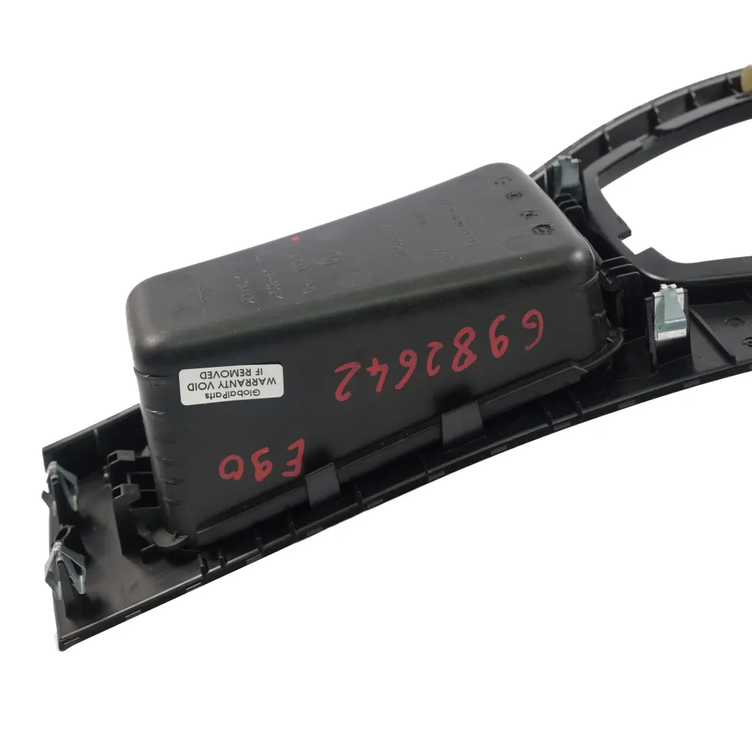 Centre Console Cover Ashtray Trim Diamant Diamond Black to BMW 3 Series E90 E92 with Part number 6982639 BMW 3 Series E90 E92 Centre Console Cover Ashtray Trim Diamant Diamond Black - SKU rhd-6982642 - Part number 6982639