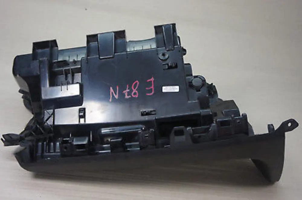 Glove Box passenger dashboard dash Black 6982806 to BMW E81 E82 E87 with Part number 6982804 BMW E81 E82 E87 Glove Box passenger dashboard dash Black 6982806 - SKU rhd-6982806-7 - Part number 6982804