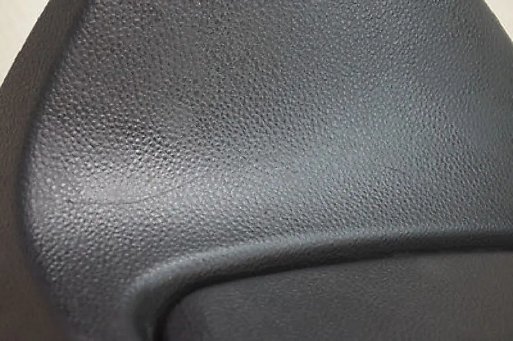 Glove Box passenger dashboard dash Black 6982806 to BMW E81 E82 E87 with Part number 6982804 BMW E81 E82 E87 Glove Box passenger dashboard dash Black 6982806 - SKU rhd-6982806-7 - Part number 6982804