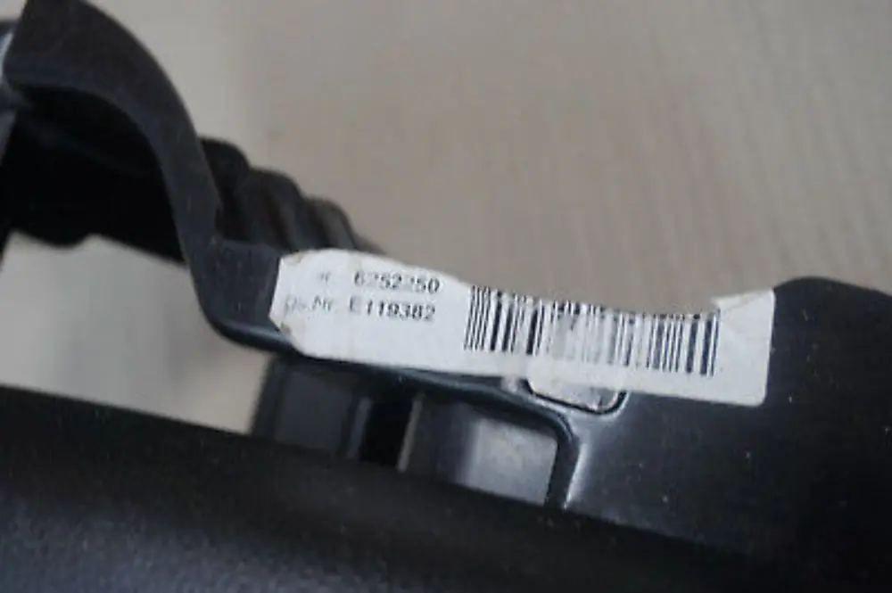 Glove Box passenger dashboard dash Black 6982806 to BMW E81 E82 E87 with Part number 6982804 BMW E81 E82 E87 Glove Box passenger dashboard dash Black 6982806 - SKU rhd-6982806-7 - Part number 6982804