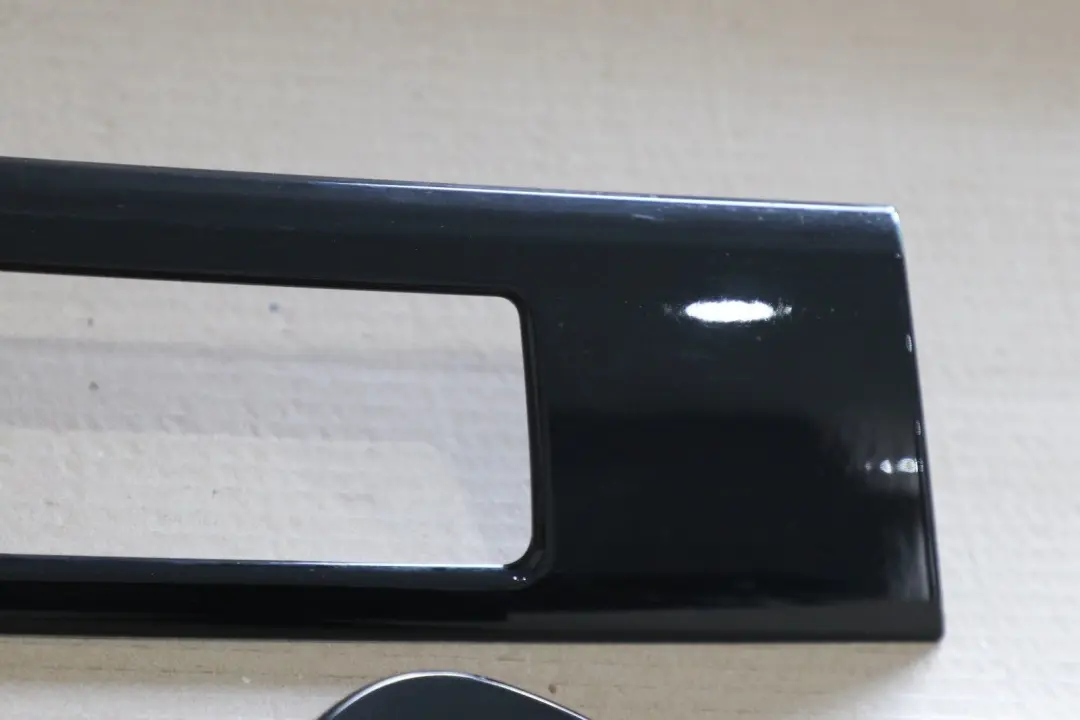 Decorative Strip Dash Interior Trim Set Diamantschwarz to BMW 5 Series E60 E61 LCI with Part number 6989010 BMW 5 Series E60 E61 LCI Decorative Strip Dash Interior Trim Set Diamantschwarz - SKU rhd-6989010 - Part number 6989010