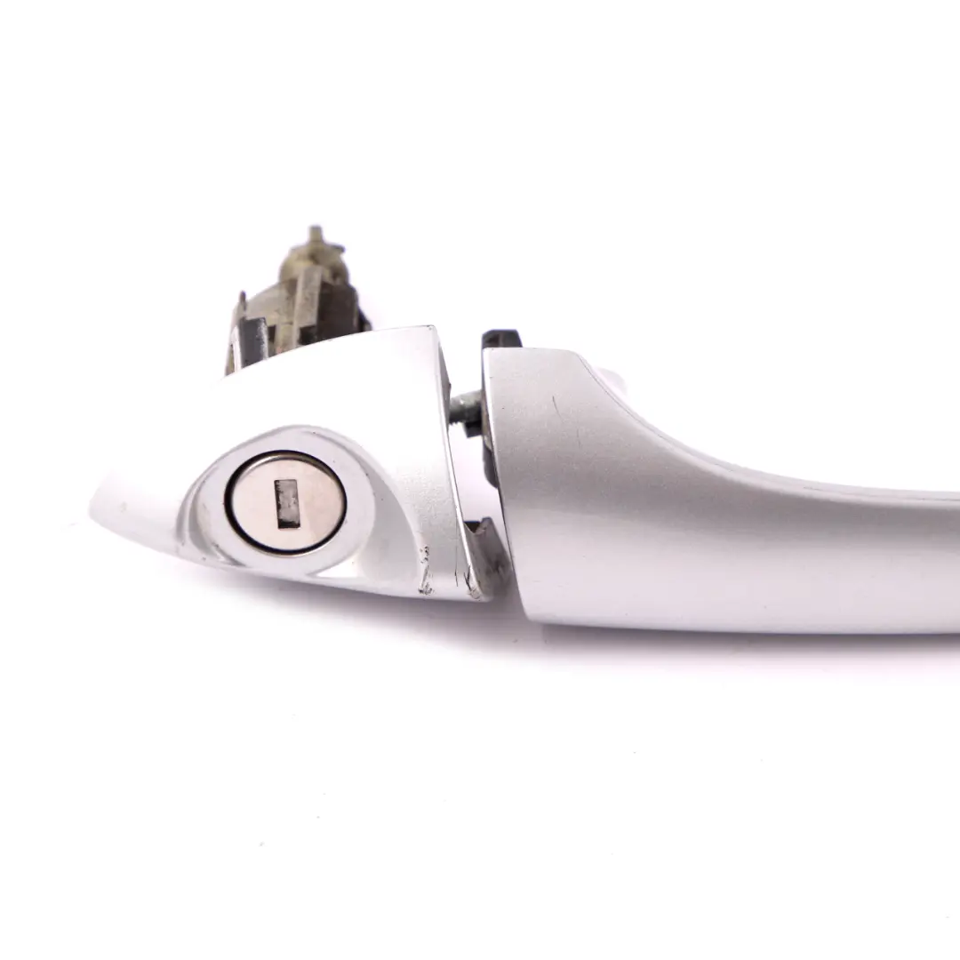 Front Right Handle Grab Cover O/S Titansilber Silver 354 to BMW X5 Series 1 E53 with Part number 7002312 BMW X5 Series 1 E53 Front Right Handle Grab Cover O/S Titansilber Silver 354 - SKU rhd-7002312-TS1 - Part number 7002312