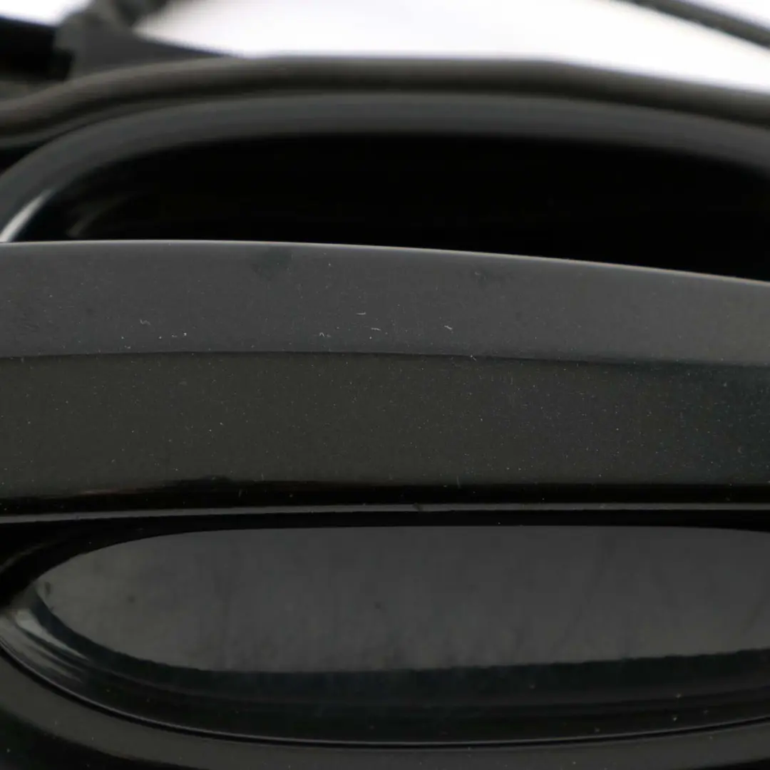 Complete Right O/S Grab Handle Door Black Sapphire 475 to BMW 6 Series E63 E64 with Part number 7008893 BMW 6 Series E63 E64 Complete Right O/S Grab Handle Door Black Sapphire 475 - SKU rhd-7008893-BS1 - Part number 7008893